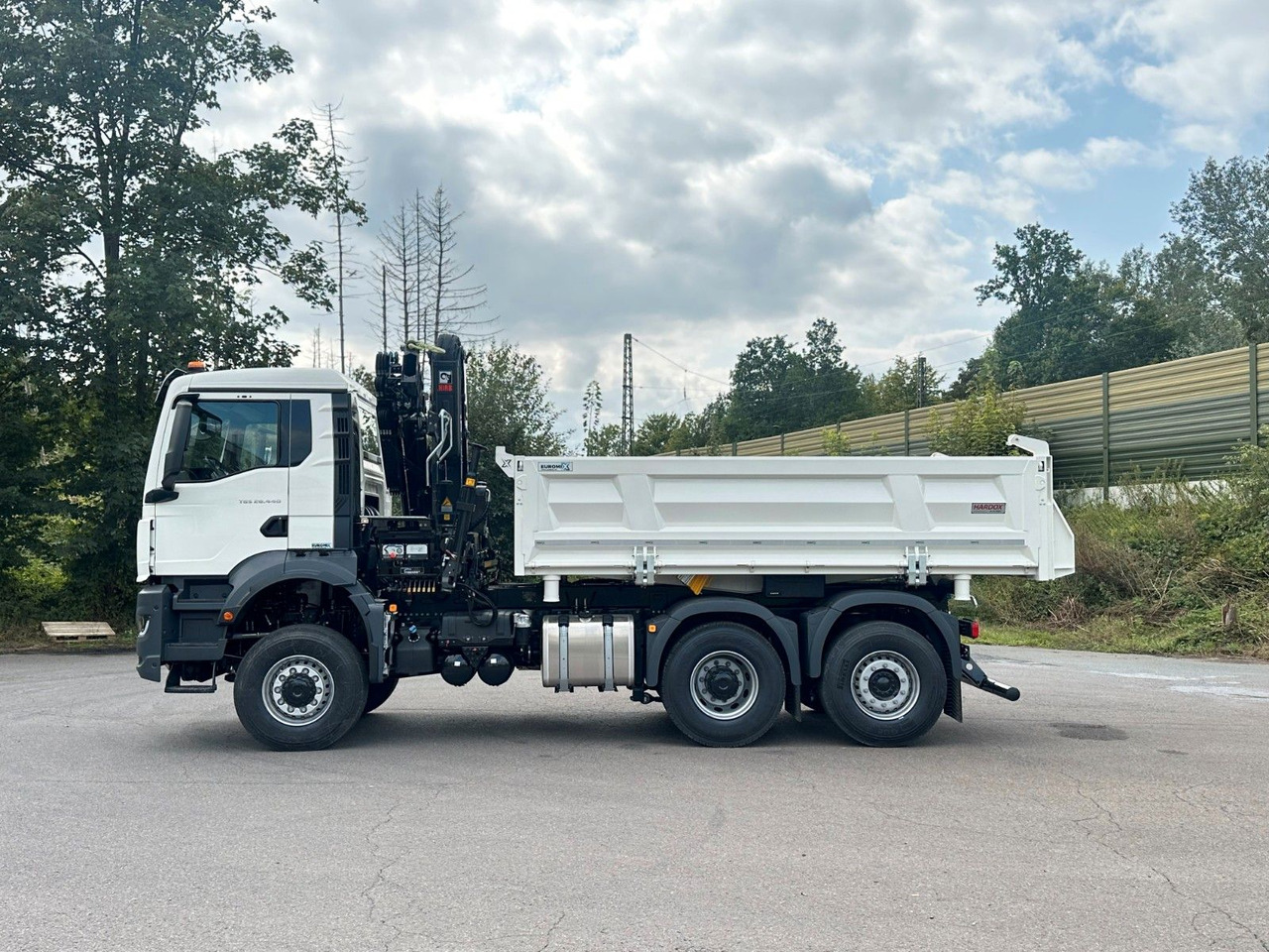 MAN TGS 28.440 6x4-4/3-Seiten- Kipper / Hiab 138-3 - Kallurauto, Kraanaga veoauto: pilt 4 MAN TGS 28.440 6x4-4/3-Seiten- Kipper / Hiab 138-3 - Kallurauto, Kraanaga veoauto: pilt 4