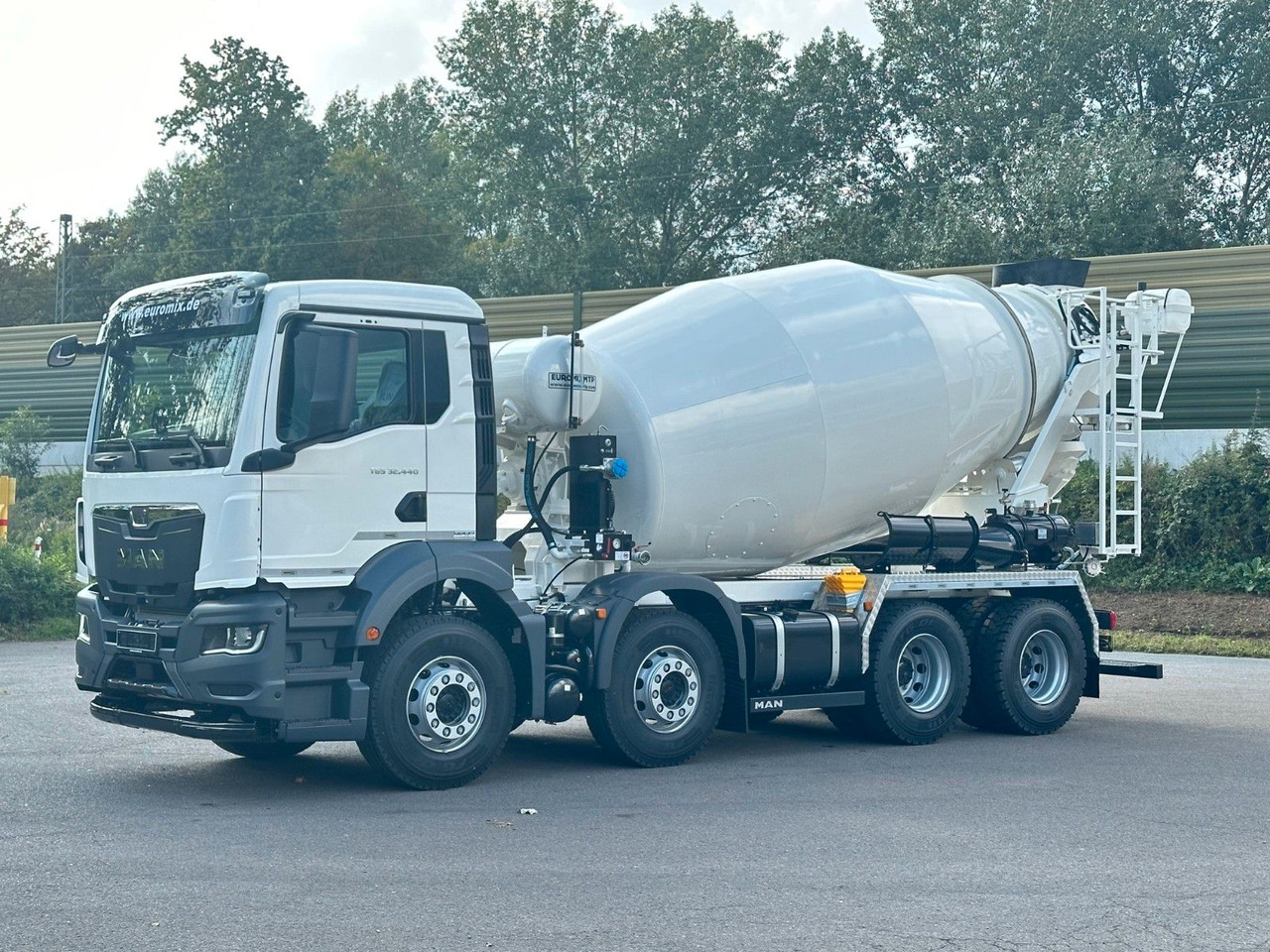 MAN TGS 32.440 8x4 / Euromix MTP EM 9 L - Autobetoonisegisti: pilt 1 MAN TGS 32.440 8x4 / Euromix MTP EM 9 L - Autobetoonisegisti: pilt 1