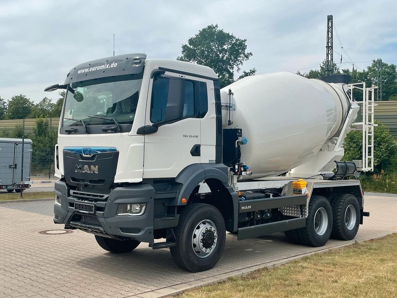 MAN TGS 33.440 6X4 / 6X6 /Euro6e EuromiX EM 8 - Autobetoonisegisti: pilt 1 MAN TGS 33.440 6X4 / 6X6 /Euro6e EuromiX EM 8 - Autobetoonisegisti: pilt 1