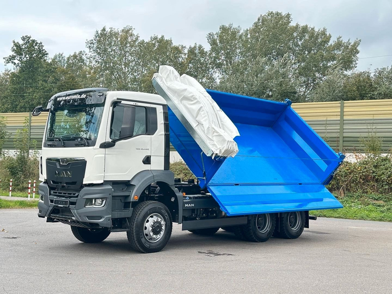 MAN TGS 33.440 6x6 /Euro6 3-Seiten-Kipper EuromixMTP - Kallurauto: pilt 1 MAN TGS 33.440 6x6 /Euro6 3-Seiten-Kipper EuromixMTP - Kallurauto: pilt 1