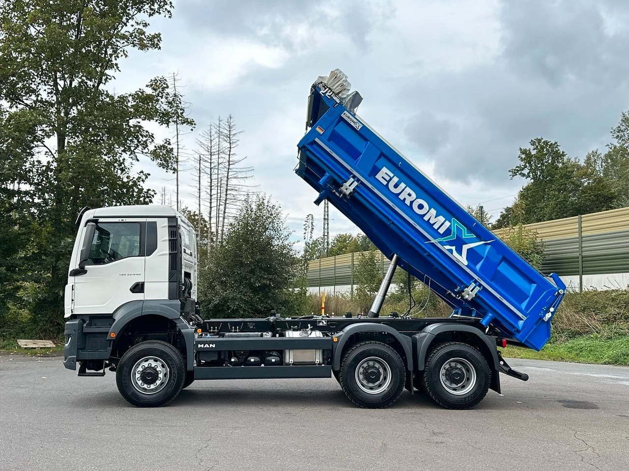 MAN TGS 33.440 6x6 /Euro6 3-Seiten-Kipper EuromixMTP - Kallurauto: pilt 2 MAN TGS 33.440 6x6 /Euro6 3-Seiten-Kipper EuromixMTP - Kallurauto: pilt 2