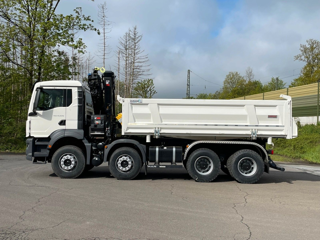 MAN TGS 41.480 8x4/Euro6e Euromix Kipper Hiab 228-6 - Kallurauto, Kraanaga veoauto: pilt 4 MAN TGS 41.480 8x4/Euro6e Euromix Kipper Hiab 228-6 - Kallurauto, Kraanaga veoauto: pilt 4