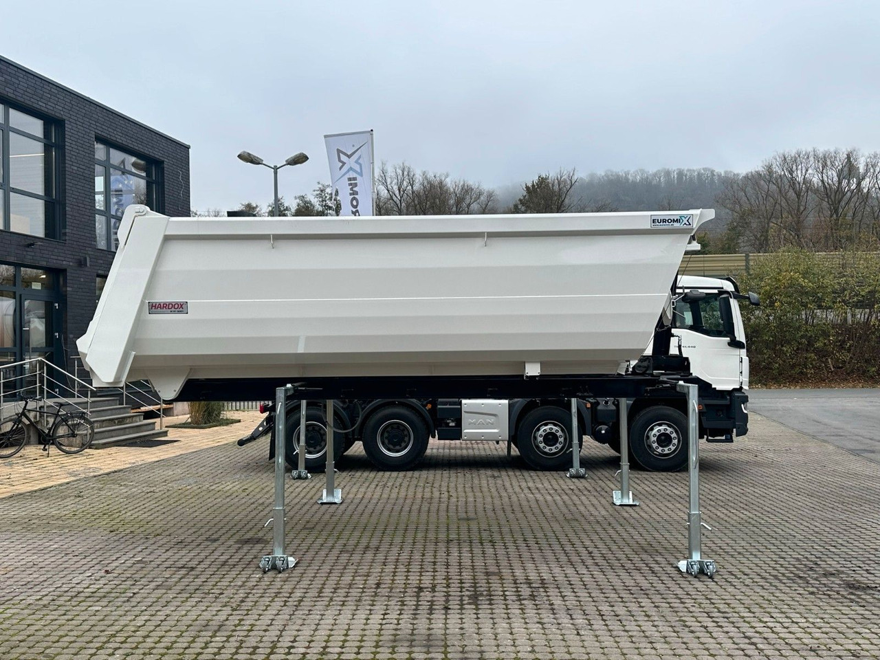 MAN TGS 41.480 8x4 WECHSELSYSTEM KIPPER+MISCHER - Autobetoonisegisti, Kalluri korpus: pilt 4 MAN TGS 41.480 8x4 WECHSELSYSTEM KIPPER+MISCHER - Autobetoonisegisti, Kalluri korpus: pilt 4