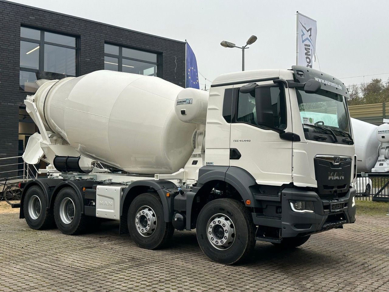 MAN TGS 41.480 8x4 WECHSELSYSTEM KIPPER+MISCHER - Kallurauto: pilt 5 MAN TGS 41.480 8x4 WECHSELSYSTEM KIPPER+MISCHER - Kallurauto: pilt 5