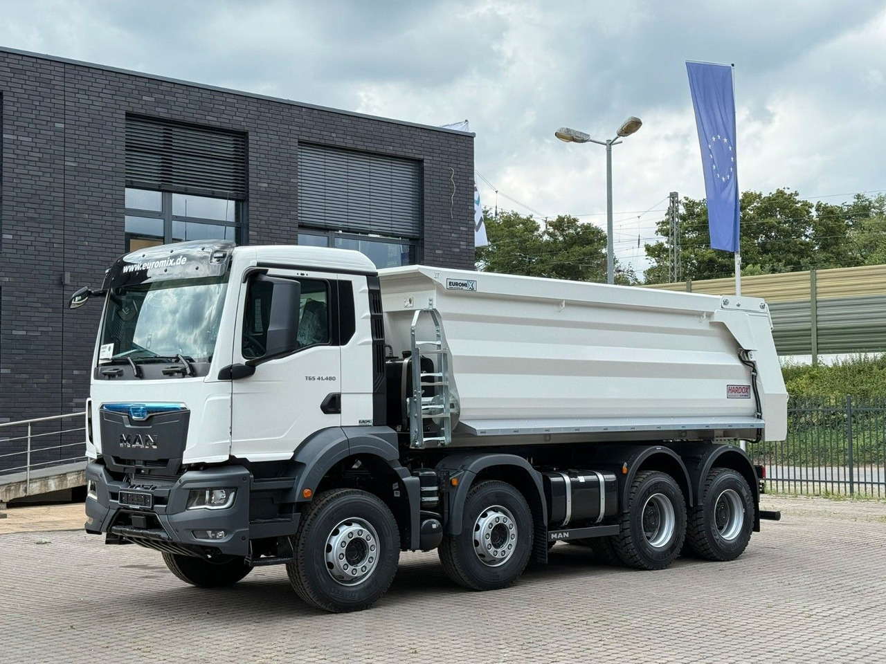 MAN TGS 41.480 BB 8X4 Euromix Mulden Kipper HARDOX - Kallurauto: pilt 5 MAN TGS 41.480 BB 8X4 Euromix Mulden Kipper HARDOX - Kallurauto: pilt 5
