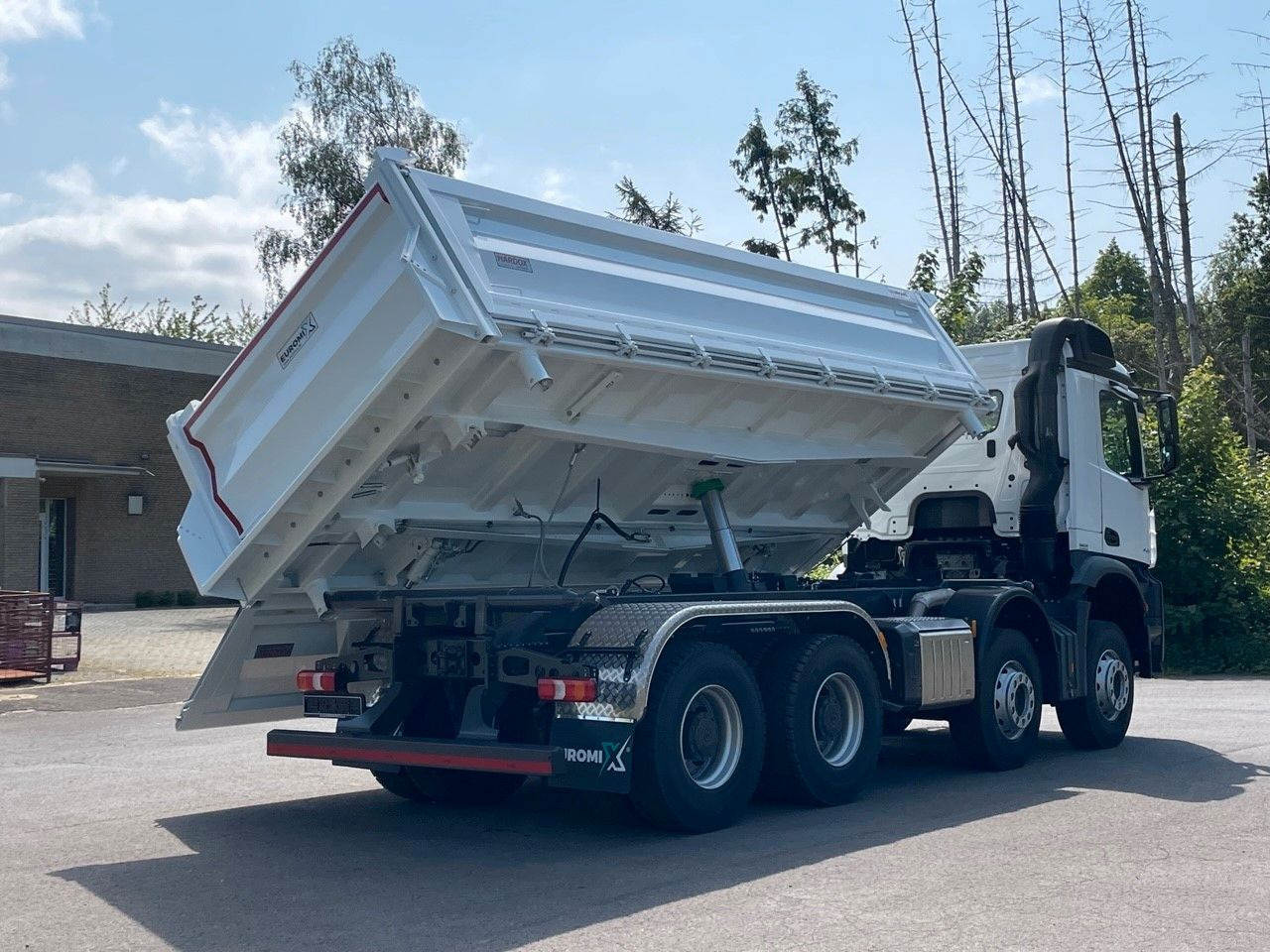 Mercedes-Benz 4145  8X4   Euromix EMT  3-Seiten-Kipper liising Mercedes-Benz 4145  8X4   Euromix EMT  3-Seiten-Kipper: pilt 17