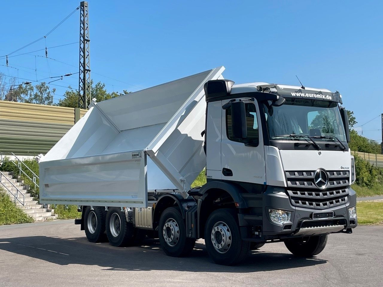 Mercedes-Benz 4145  8X4   Euromix EMT  3-Seiten-Kipper liising Mercedes-Benz 4145  8X4   Euromix EMT  3-Seiten-Kipper: pilt 11
