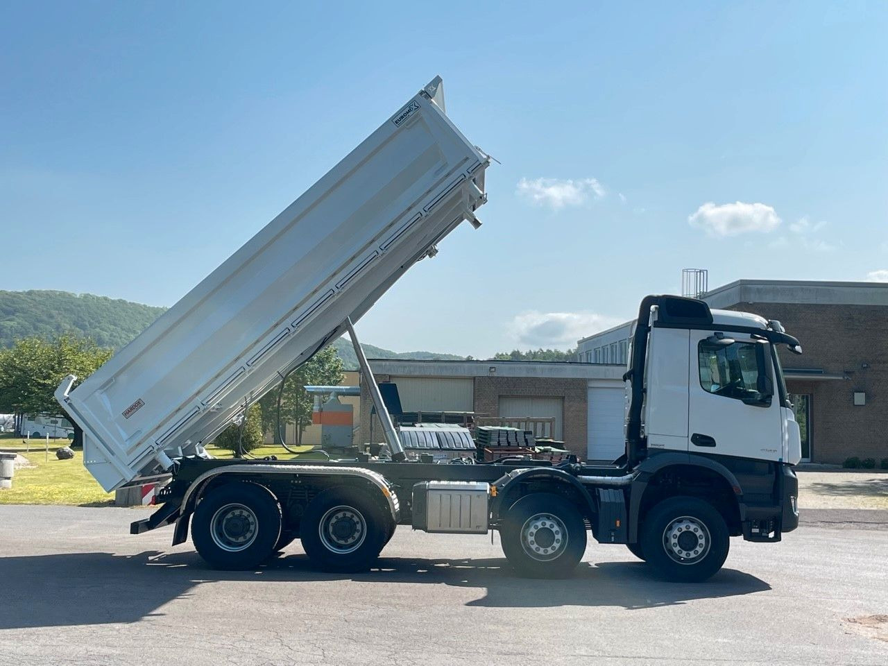Mercedes-Benz 4145  8X4   Euromix EMT  3-Seiten-Kipper liising Mercedes-Benz 4145  8X4   Euromix EMT  3-Seiten-Kipper: pilt 21