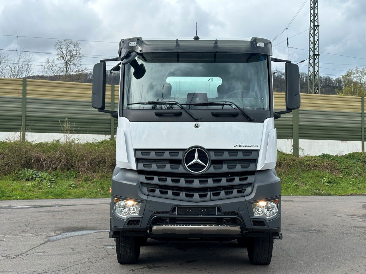 Mercedes-Benz 4145 8X4 EuromixMTP EM 10 Fahrmischer - Autobetoonisegisti: pilt 2 Mercedes-Benz 4145 8X4 EuromixMTP EM 10 Fahrmischer - Autobetoonisegisti: pilt 2