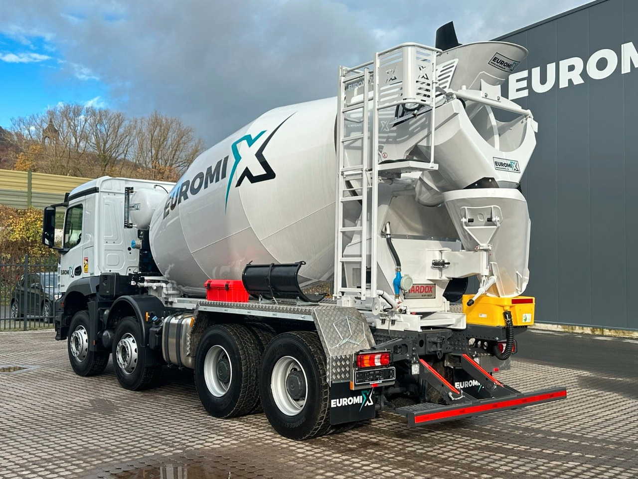 Mercedes-Benz Arocs 5 3540 8x4 EURO 6e EuromixMTP EM 9 L - Autobetoonisegisti: pilt 4 Mercedes-Benz Arocs 5 3540 8x4 EURO 6e EuromixMTP EM 9 L - Autobetoonisegisti: pilt 4