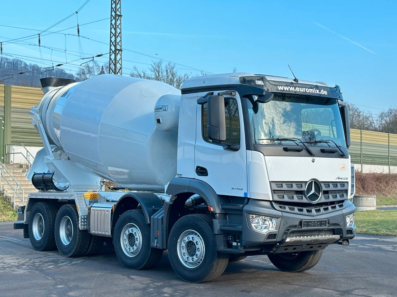 Mercedes-Benz Arocs 5 3743 8X4 / Euro6e EuromixMTP EM 10 L - Autobetoonisegisti: pilt 1 Mercedes-Benz Arocs 5 3743 8X4 / Euro6e EuromixMTP EM 10 L - Autobetoonisegisti: pilt 1