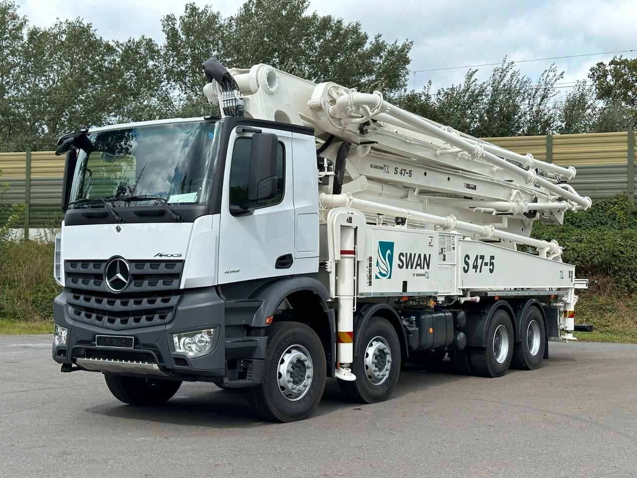 Mercedes-Benz Arocs 5 4142 8x4 SWAN TSP 47-5 160RZ ( 47m ) - Autobetoonisegisti: pilt 2 Mercedes-Benz Arocs 5 4142 8x4 SWAN TSP 47-5 160RZ ( 47m ) - Autobetoonisegisti: pilt 2
