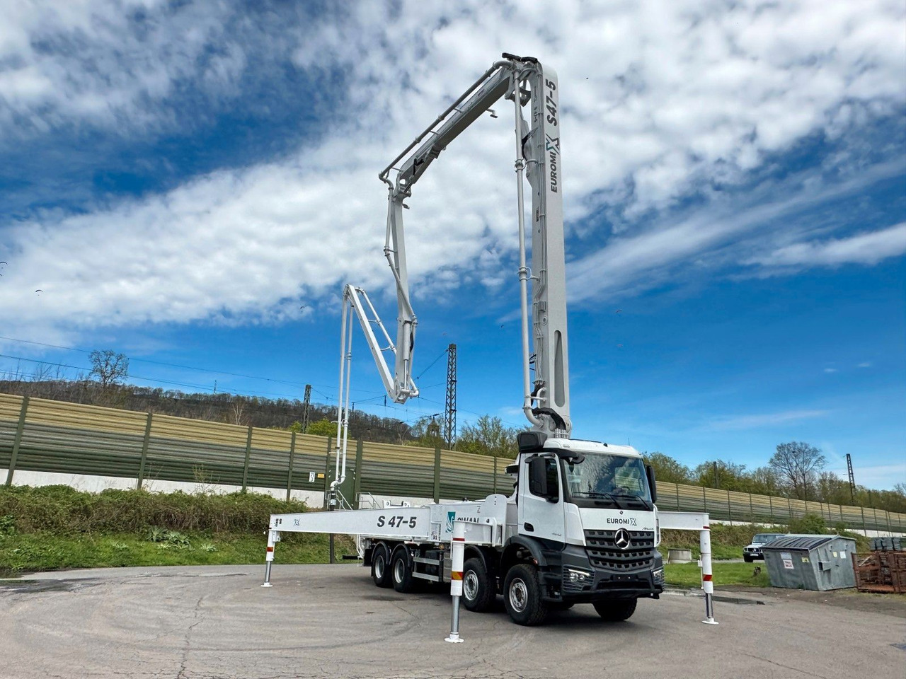Mercedes-Benz Arocs 5 4542 8x4 SWAN TSP 47-5 160RZ ( 47m ) - Betoonipump: pilt 4 Mercedes-Benz Arocs 5 4542 8x4 SWAN TSP 47-5 160RZ ( 47m ) - Betoonipump: pilt 4