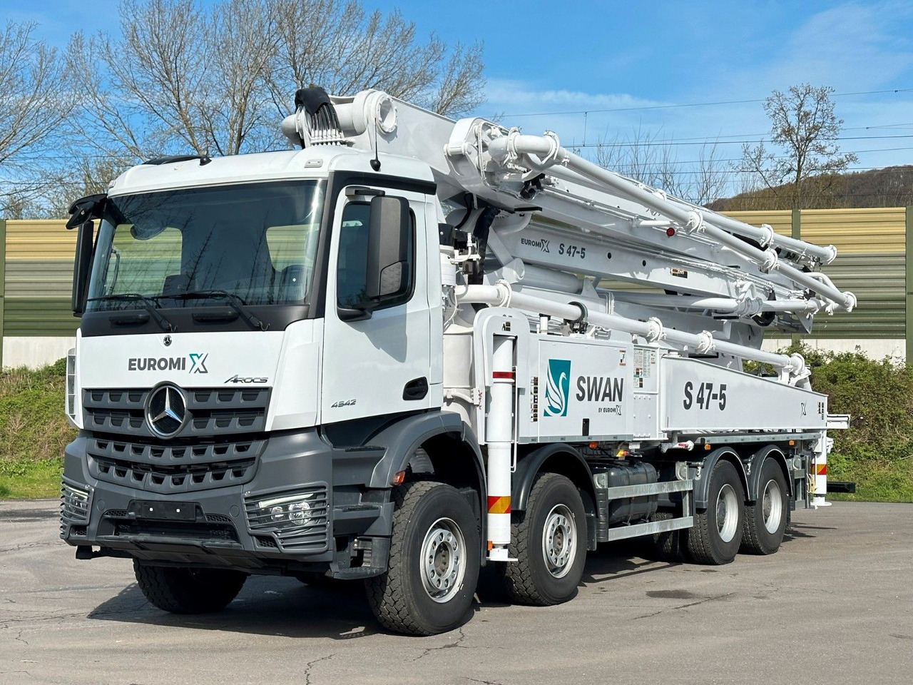 Mercedes-Benz Arocs 5 4542 8x4 SWAN TSP 47-5 160RZ ( 47m ) - Autobetoonisegisti: pilt 1 Mercedes-Benz Arocs 5 4542 8x4 SWAN TSP 47-5 160RZ ( 47m ) - Autobetoonisegisti: pilt 1