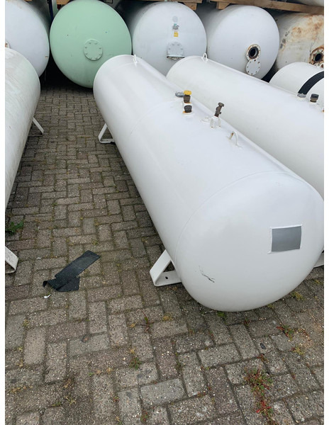 De Visser gastank Used Propane/Butane LPG tanks 1600 L (0,8 ton) Used ID 1.200 - Kütusepaak: pilt 1 De Visser gastank Used Propane/Butane LPG tanks 1600 L (0,8 ton) Used ID 1.200 - Kütusepaak: pilt 1