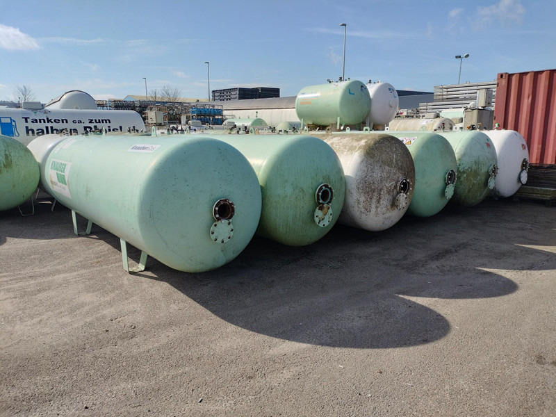 De Visser used 2700L & 4850L gastanks - Gas, Gaz, LPG, GPL, Propane, Butane tanks aboveground Used tanks - Kütusepaak: pilt 2 De Visser used 2700L & 4850L gastanks - Gas, Gaz, LPG, GPL, Propane, Butane tanks aboveground Used tanks - Kütusepaak: pilt 2