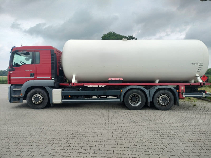 MAN TGS 26.400 6x2-4 LL -26900 L Gas tank truck -Gas, Gaz, LPG, GPL, Propane, Butane tank, Gastank ID 2.168 Rootselaar, flowmeter, pump - Tsisternauto: pilt 4 MAN TGS 26.400 6x2-4 LL -26900 L Gas tank truck -Gas, Gaz, LPG, GPL, Propane, Butane tank, Gastank ID 2.168 Rootselaar, flowmeter, pump - Tsisternauto: pilt 4