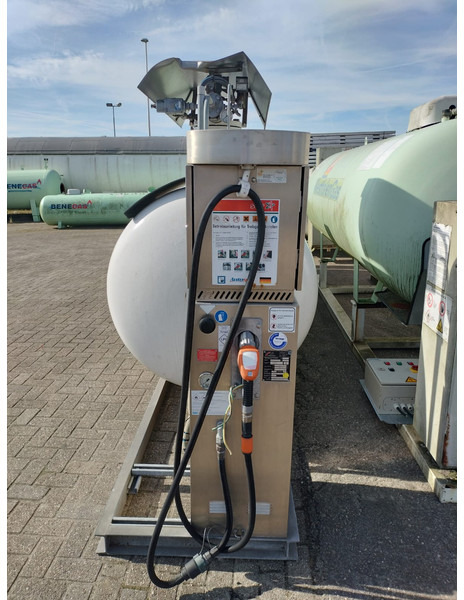 Used skid installation 6400 L (6.4 m3) different setups multiple pieces available for sale Gas, lpg, gpl, gaz, propane, butane propane refilling station is used to refill cylinders, suitable for limited land and space. - Säilitusmahuti: pilt 2 Used skid installation 6400 L (6.4 m3) different setups multiple pieces available for sale Gas, lpg, gpl, gaz, propane, butane propane refilling station is used to refill cylinders, suitable for limited land and space. - Säilitusmahuti: pilt 2