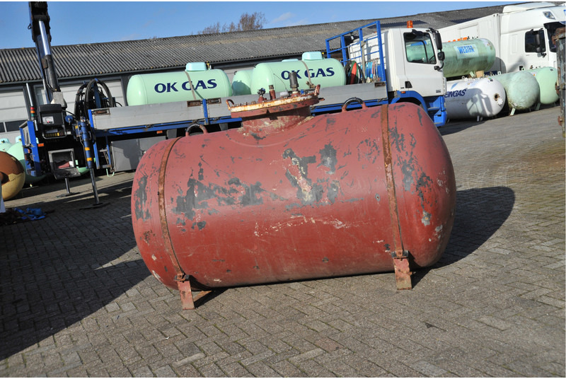 Visser 2700L(1,35 ton) Gas tanks - Gas, Gaz, LPG, GPL, Propane, Butane tanks Underground Used Tanks ID 1.004 - Kütusepaak - Veoauto: pilt 1 Visser 2700L(1,35 ton) Gas tanks - Gas, Gaz, LPG, GPL, Propane, Butane tanks Underground Used Tanks ID 1.004 - Kütusepaak - Veoauto: pilt 1