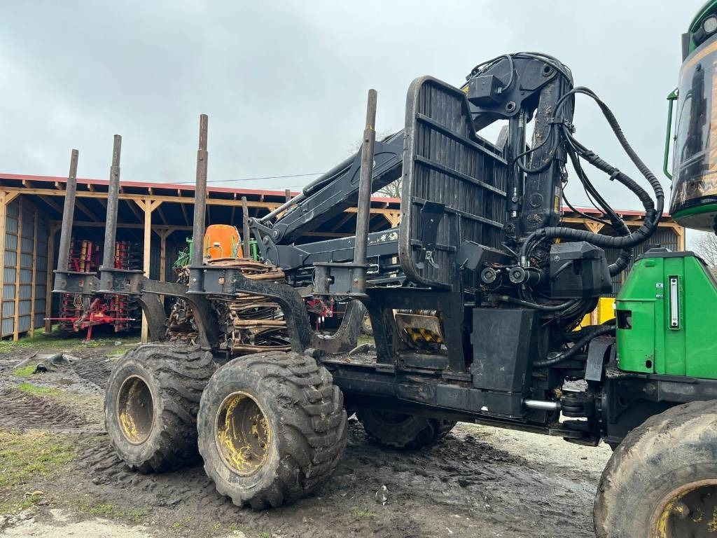 John Deere 1010 E - Forwarder: pilt 3 John Deere 1010 E - Forwarder: pilt 3