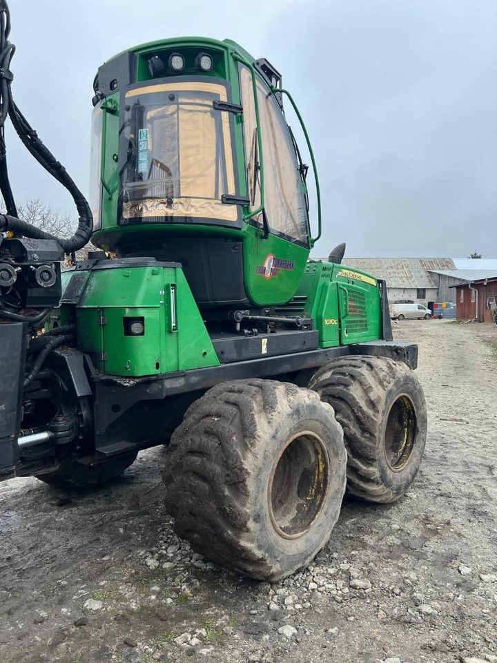 John Deere 1010 E - Forwarder: pilt 4 John Deere 1010 E - Forwarder: pilt 4