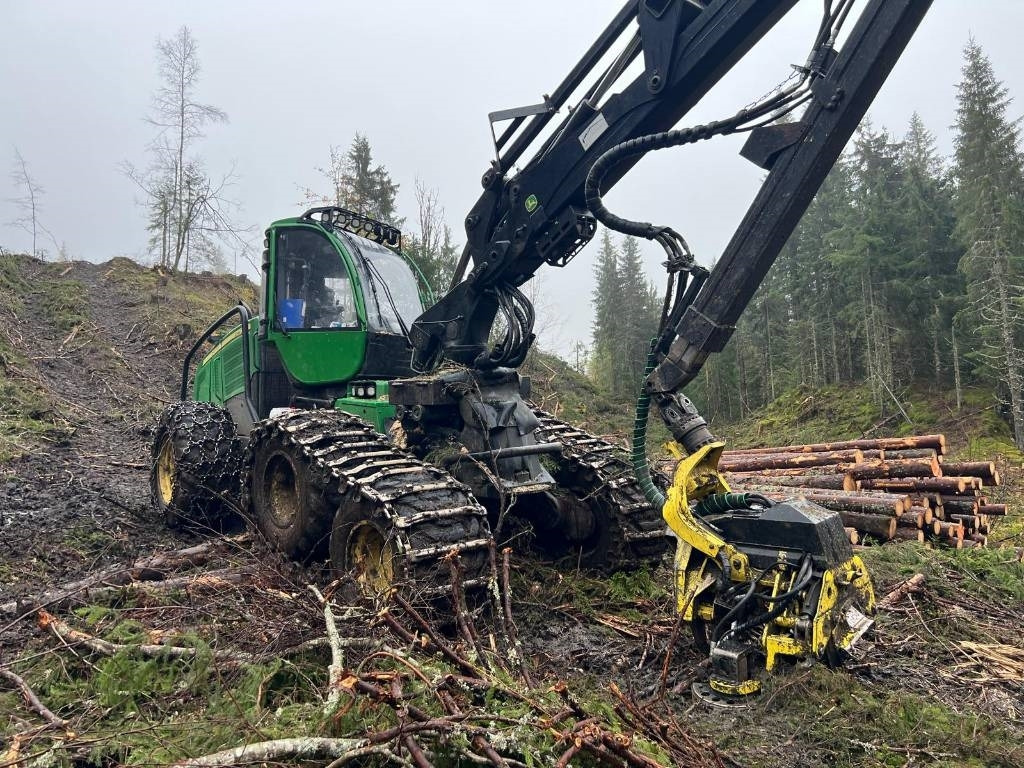Metsakoristaja John Deere 1270 E: pilt 10