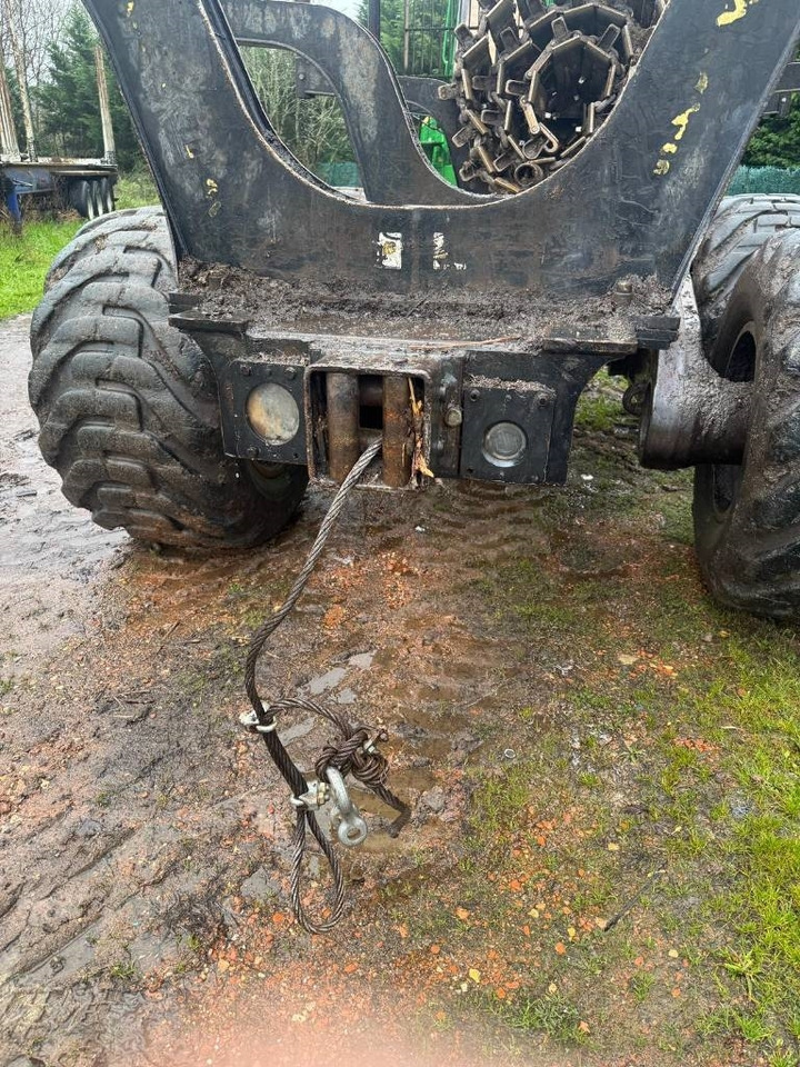 Forwarder John Deere 1510G: pilt 13
