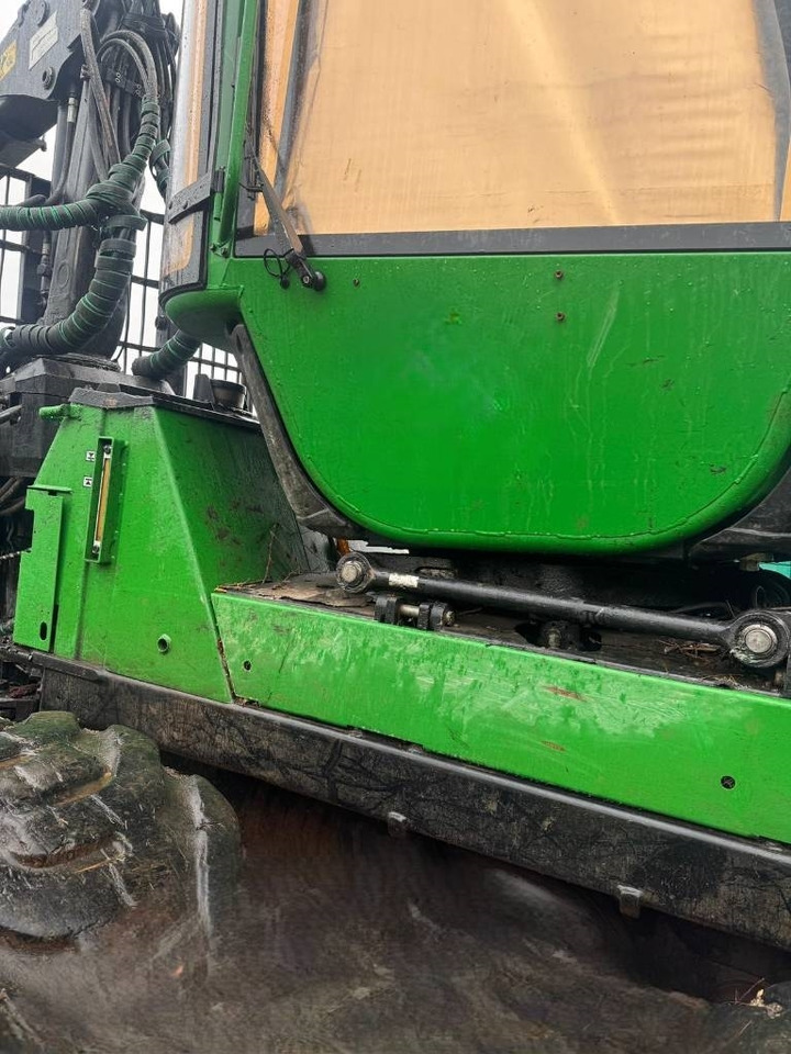 Forwarder John Deere 1510G: pilt 14