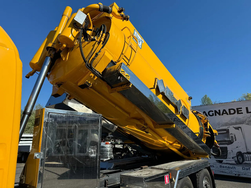 Scania P400 ADR, Combi Vacuum/Pressure 14m3 (2+4+8), 2009 - Vaakumveok: pilt 4 Scania P400 ADR, Combi Vacuum/Pressure 14m3 (2+4+8), 2009 - Vaakumveok: pilt 4