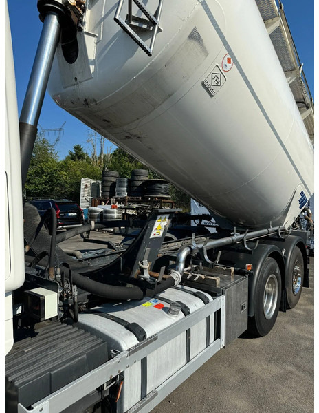 Scania R580 V8 6x2, Retarder, Compressor, Silo / Bulk, 2015 - Tsisternauto: pilt 4 Scania R580 V8 6x2, Retarder, Compressor, Silo / Bulk, 2015 - Tsisternauto: pilt 4