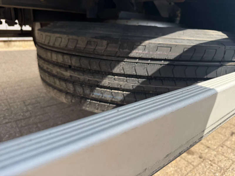 DAF LF 55.220 **EURO 4-MANUAL GEARBOX** - Kasti veoauto: pilt 5 DAF LF 55.220 **EURO 4-MANUAL GEARBOX** - Kasti veoauto: pilt 5