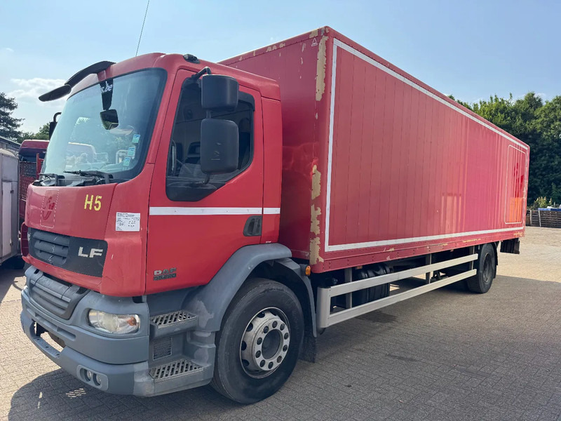 DAF LF 55.220 **MANUAL GEARBOX-EURO 4** - Kasti veoauto: pilt 1 DAF LF 55.220 **MANUAL GEARBOX-EURO 4** - Kasti veoauto: pilt 1