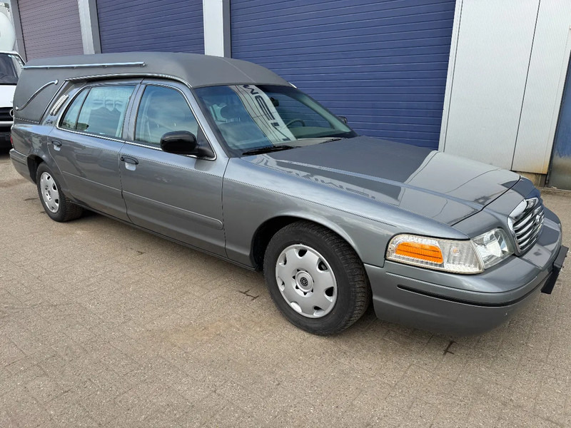 Ford VICTORIA CROWN **CORBILLARD-HEARSE-BESTATTUNGSWAGEN** - Auto: pilt 1 Ford VICTORIA CROWN **CORBILLARD-HEARSE-BESTATTUNGSWAGEN** - Auto: pilt 1