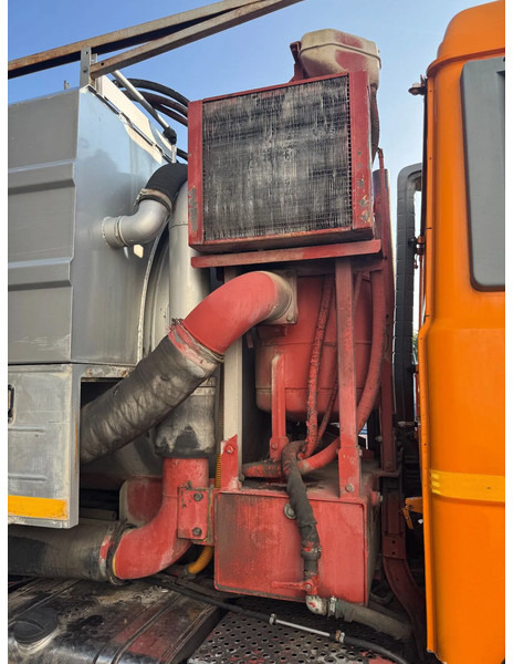 Iveco Turbostar 190.30 **6X2-FULL STEEL-VACUUMTRUCK-VIDANGEUR** - Vaakumveok: pilt 4 Iveco Turbostar 190.30 **6X2-FULL STEEL-VACUUMTRUCK-VIDANGEUR** - Vaakumveok: pilt 4