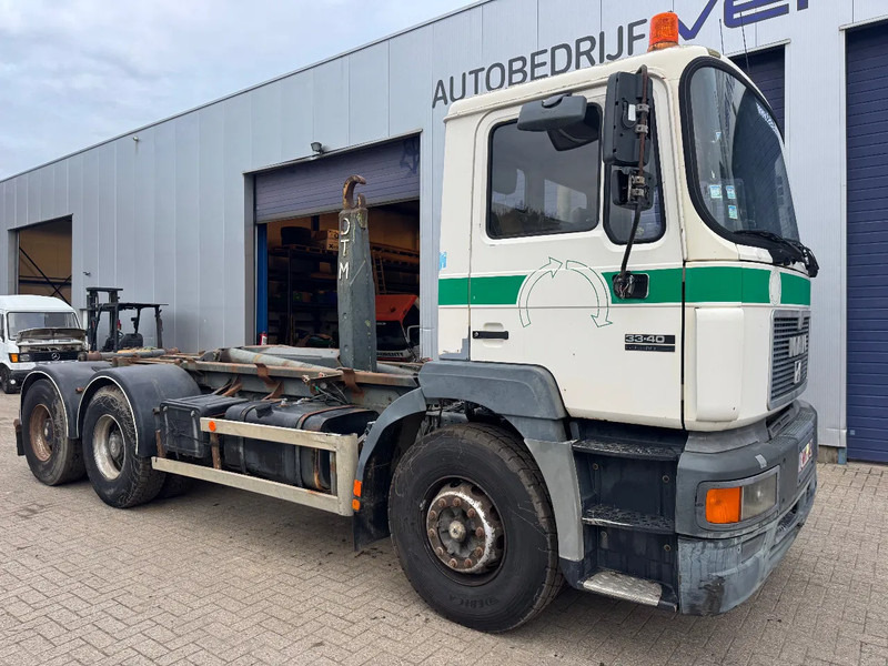 MAN 33.403 **BELGIAN TRUCK-FULL STEEL-MANUAL PUMP** - Konkstõstukiga veoauto: pilt 3 MAN 33.403 **BELGIAN TRUCK-FULL STEEL-MANUAL PUMP** - Konkstõstukiga veoauto: pilt 3