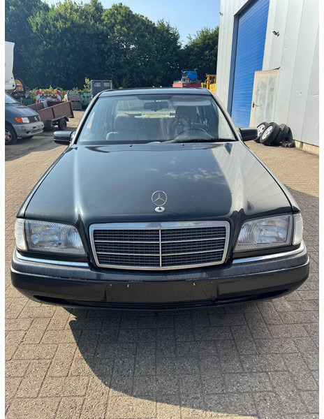 Mercedes-Benz C-Klasse **C220DIESEL-BELGIANCAR** - Sedaan: pilt 2 Mercedes-Benz C-Klasse **C220DIESEL-BELGIANCAR** - Sedaan: pilt 2