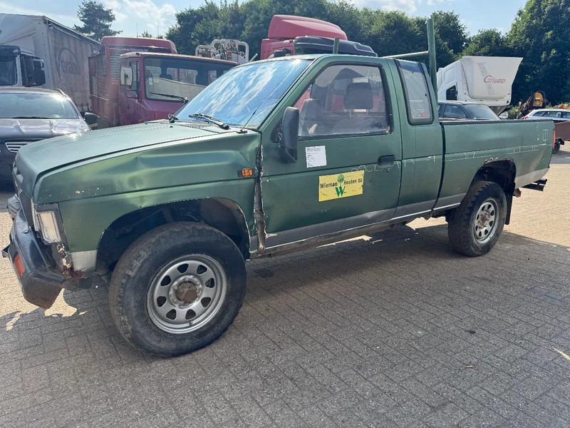 Nissan King-cab **DIESEL-4X4** - Auto: pilt 4 Nissan King-cab **DIESEL-4X4** - Auto: pilt 4