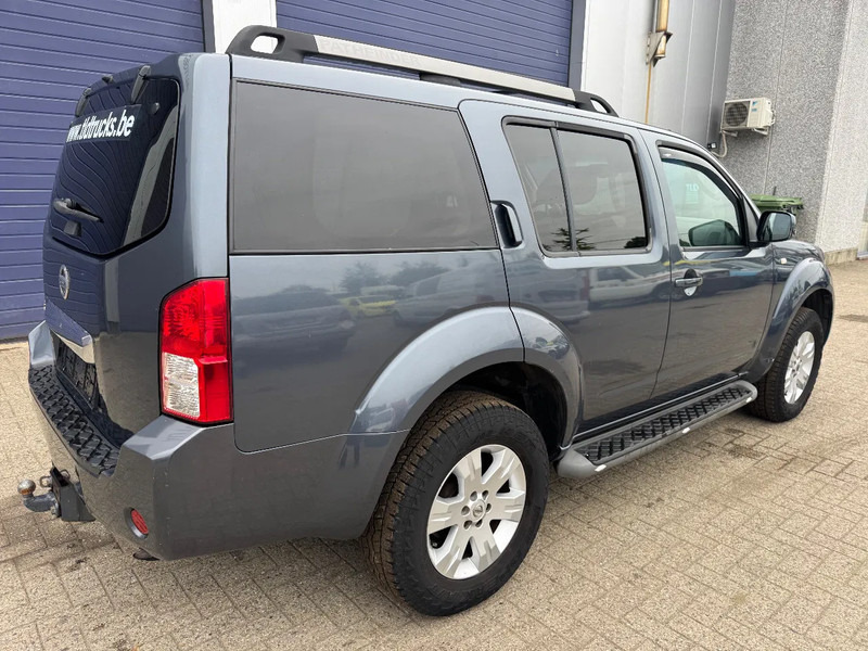 Nissan Pathfinder **2,5D-AIRCO-BELGIAN CAR** - Auto: pilt 4 Nissan Pathfinder **2,5D-AIRCO-BELGIAN CAR** - Auto: pilt 4