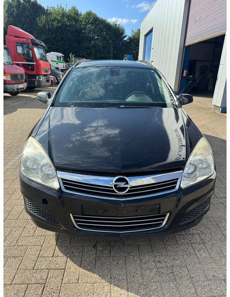 Opel Astra **1700CDTI-AIRCO-EURO 4** - Universaal: pilt 2 Opel Astra **1700CDTI-AIRCO-EURO 4** - Universaal: pilt 2