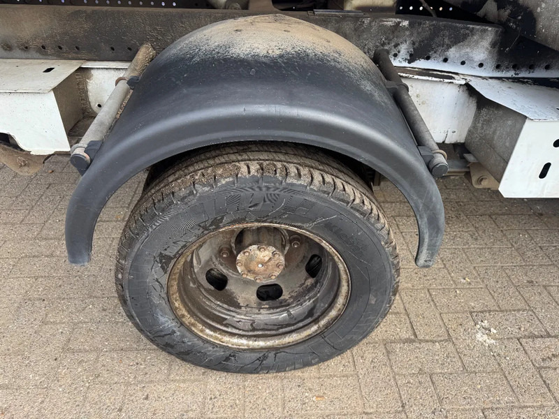 Renault Master **EURO 5-2300DCI** - Tarbesõiduk kallur: pilt 5 Renault Master **EURO 5-2300DCI** - Tarbesõiduk kallur: pilt 5