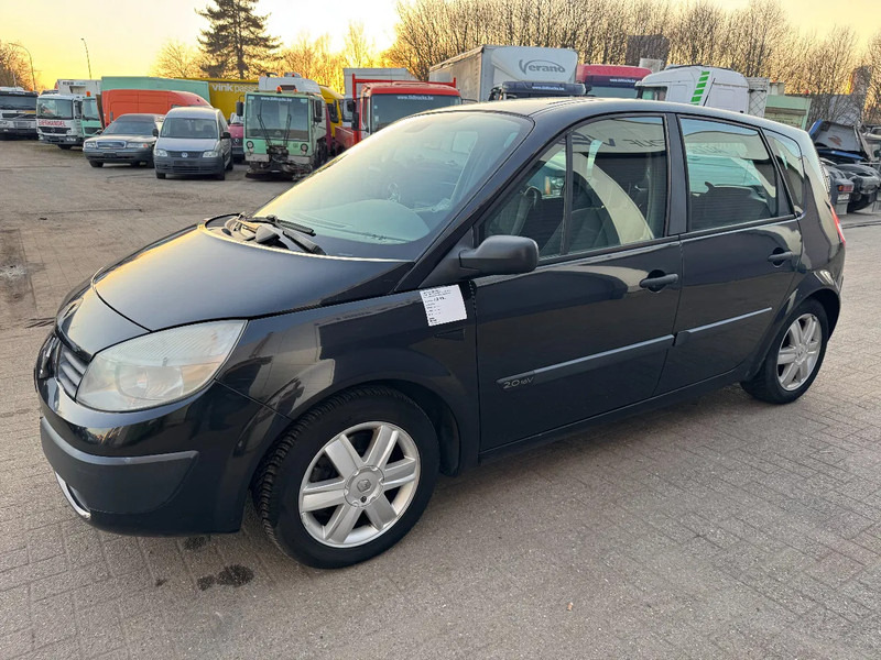 Renault Scénic **AIRCO-CLIME** - Sedaan: pilt 2 Renault Scénic **AIRCO-CLIME** - Sedaan: pilt 2