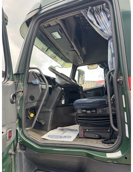 Sadulveok Volvo FH 480 **6X2-BELGIAN TRUCK-MANUAL GEARBOX**: pilt 17