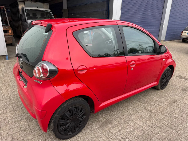 Toyota Aygo **5DOORS-BELGIAN CAR** - Luukpära: pilt 4 Toyota Aygo **5DOORS-BELGIAN CAR** - Luukpära: pilt 4