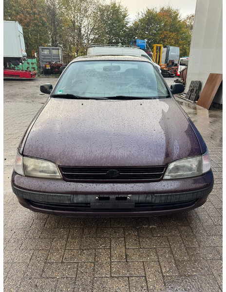 Toyota Carina E **2.0 PETROL-ESSENCE** - Sedaan: pilt 2 Toyota Carina E **2.0 PETROL-ESSENCE** - Sedaan: pilt 2