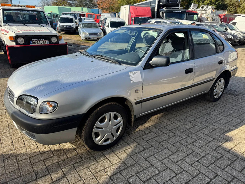 Toyota Corolla **BELGIAN CAR-PETROL** - Sedaan: pilt 1 Toyota Corolla **BELGIAN CAR-PETROL** - Sedaan: pilt 1