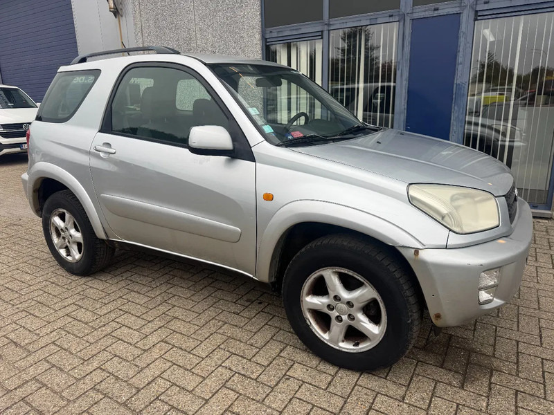 Toyota RAV4 **PETROL-AIRCO** - Auto: pilt 3 Toyota RAV4 **PETROL-AIRCO** - Auto: pilt 3