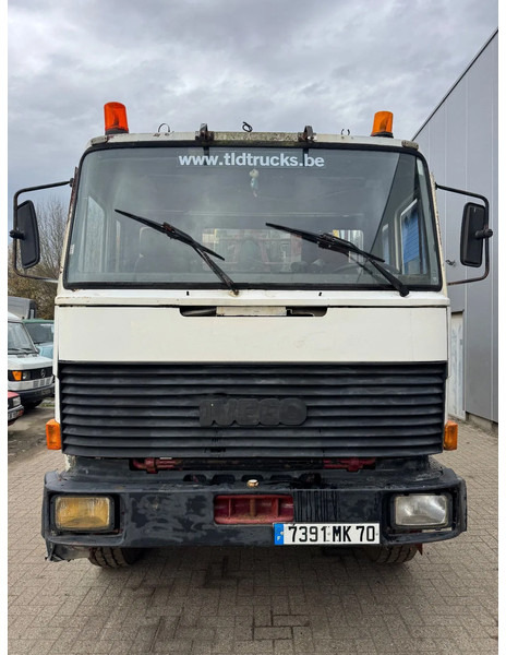 Iveco Turbotech **260-30-WOOD CHIPPER-BROYEUR A BOIS** - Veoauto, Kraanaga veoauto: pilt 2 Iveco Turbotech **260-30-WOOD CHIPPER-BROYEUR A BOIS** - Veoauto, Kraanaga veoauto: pilt 2