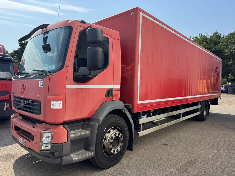 Volvo FL 240 **EURO 4-MANUAL GEARBOX** - Kasti veoauto: pilt 1 Volvo FL 240 **EURO 4-MANUAL GEARBOX** - Kasti veoauto: pilt 1