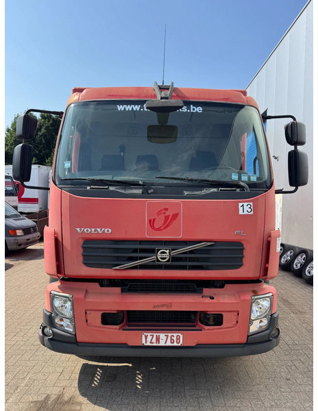 Volvo FL 240 **EURO 4-MANUAL GEARBOX** - Kasti veoauto: pilt 2 Volvo FL 240 **EURO 4-MANUAL GEARBOX** - Kasti veoauto: pilt 2