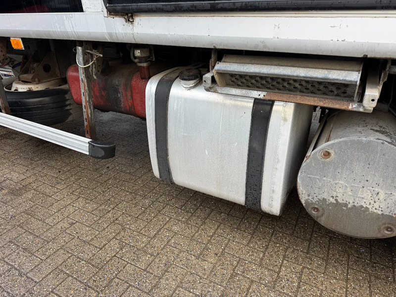 Volvo FM 9 **FRENCH TRUCK-FRIGO-COLDROOM** - Külmutiga veoauto: pilt 5 Volvo FM 9 **FRENCH TRUCK-FRIGO-COLDROOM** - Külmutiga veoauto: pilt 5